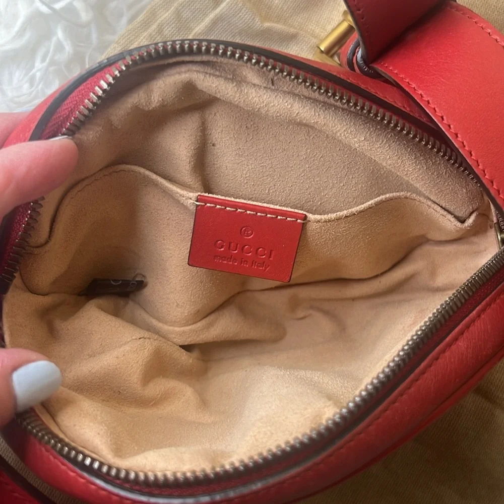 Gucci Red GG Marmont Belt bag red - Picture 9 of 14